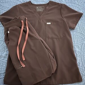 Figs Espresso Scrub Set - Joggers